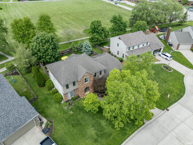 Listing Image 4