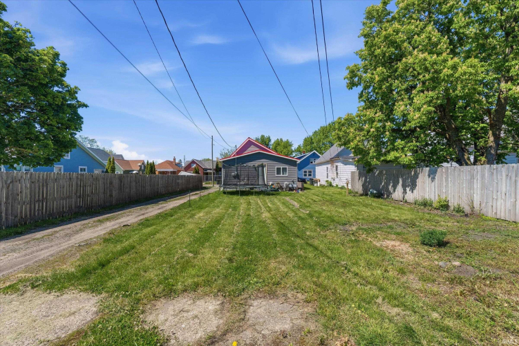 Listing Image 23