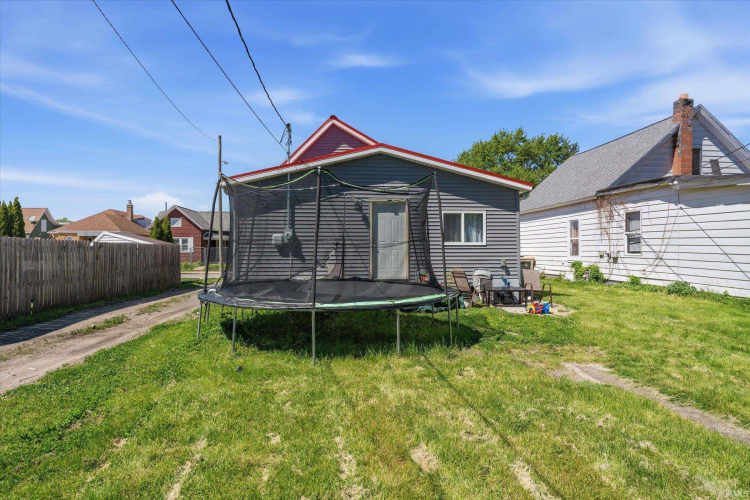 Listing Image 24