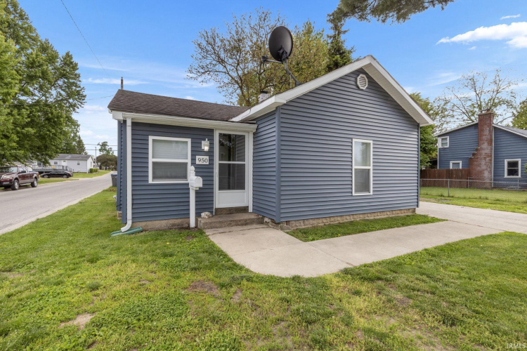 Listing Image 2