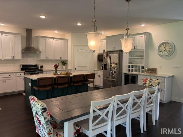 Listing Image 11