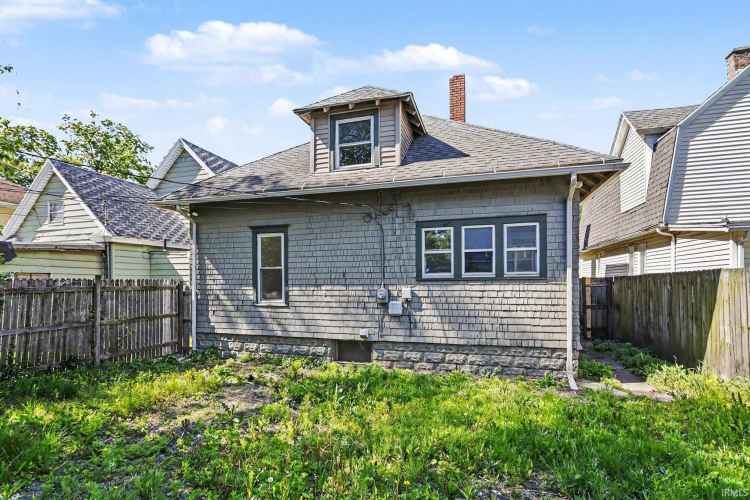 Listing Image 16