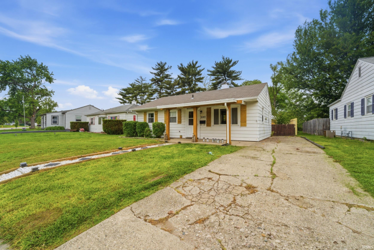 Listing Image 2