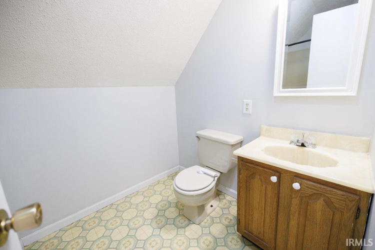 Listing Image 28