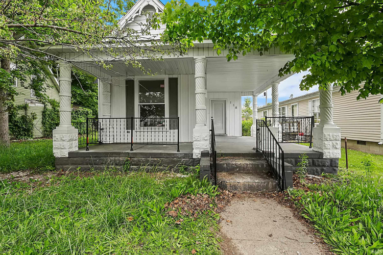 Listing Image 3