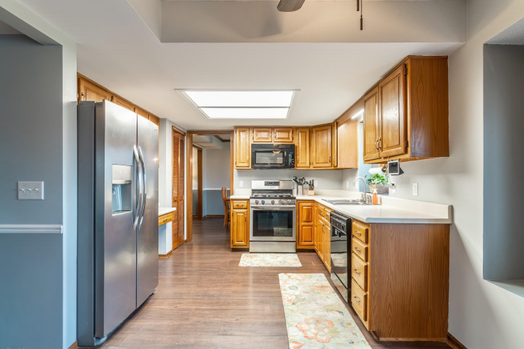 Listing Image 21