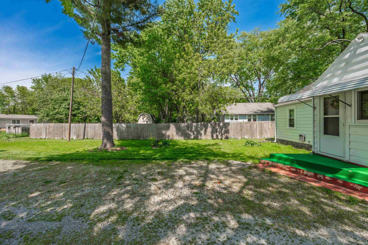 Listing Image 15