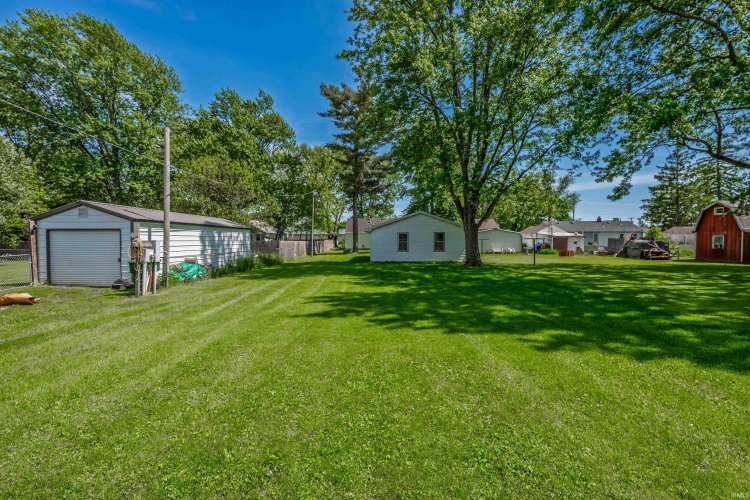 Listing Image 10