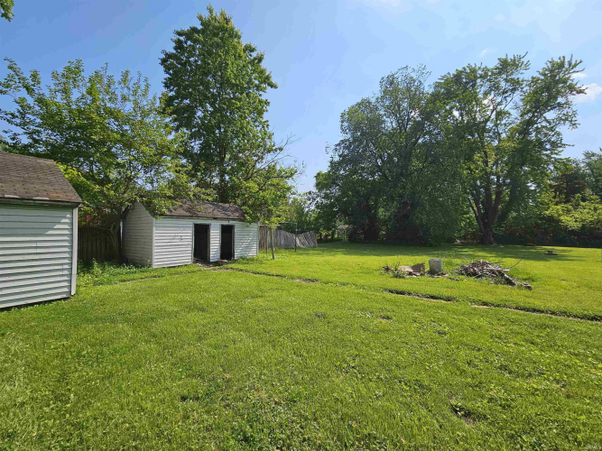 Listing Image 17