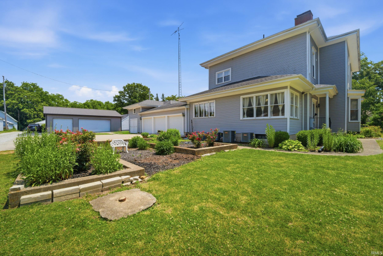 Listing Image 44