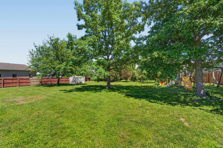 Listing Image 38