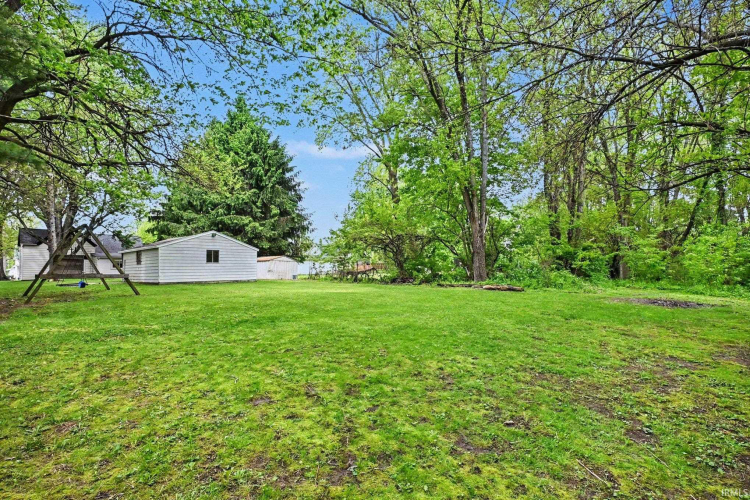 Listing Image 24