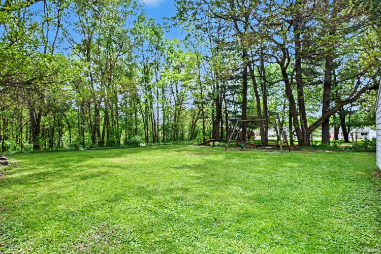 Listing Image 29