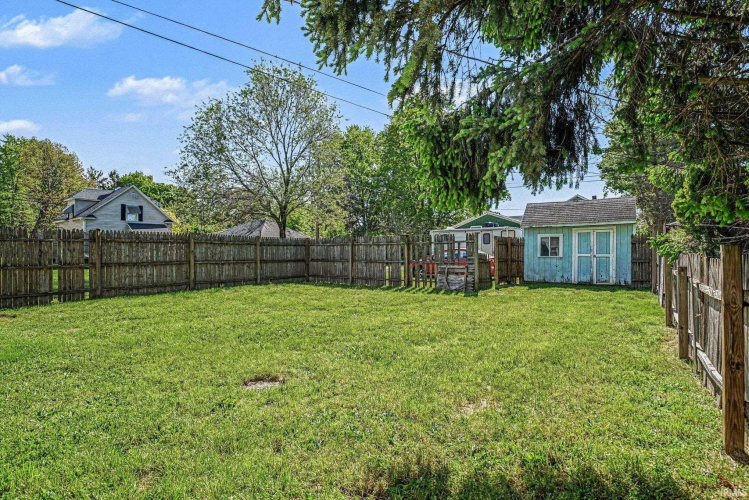 Listing Image 17
