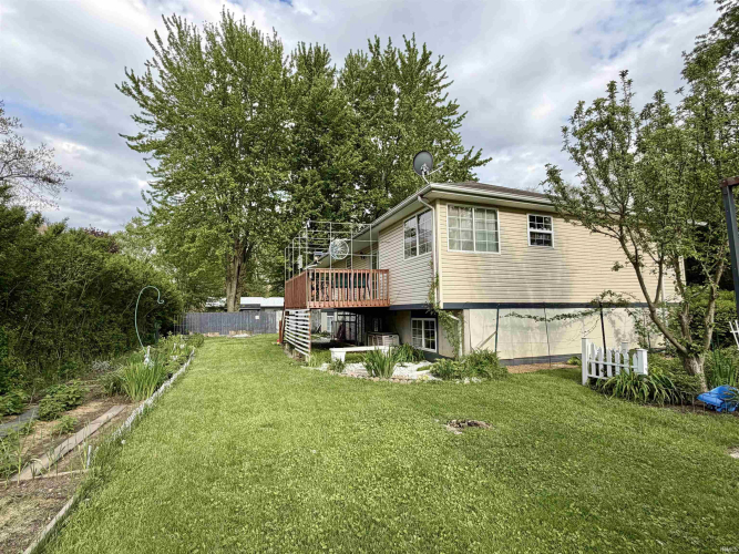 Listing Image 6