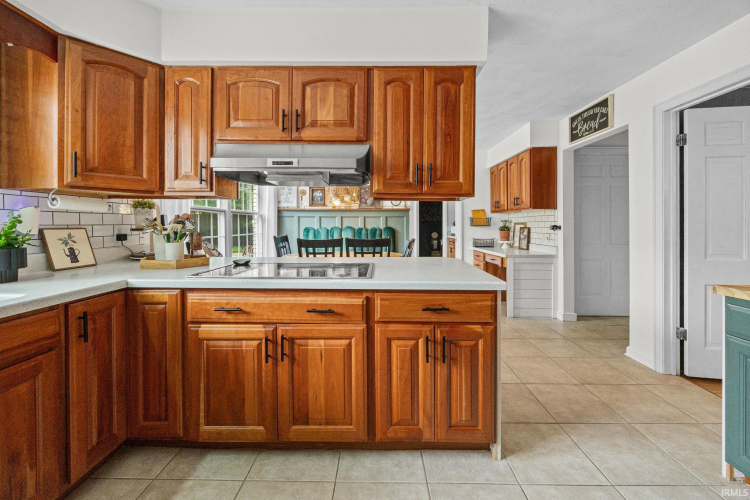 Listing Image 15