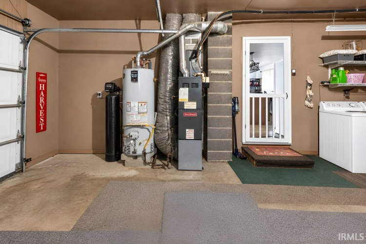 Listing Image 18