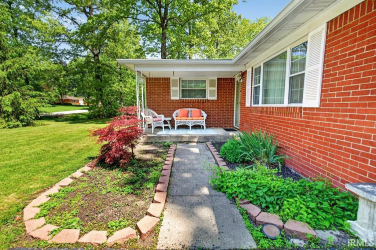 Listing Image 20