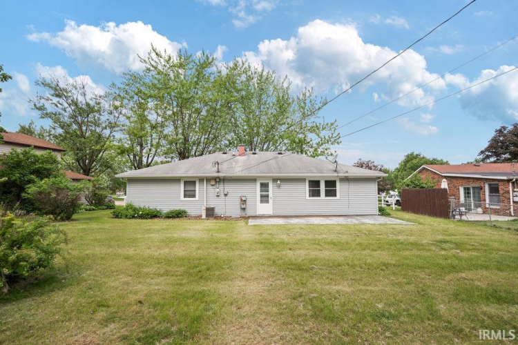Listing Image 19
