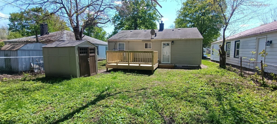 Listing Image 12