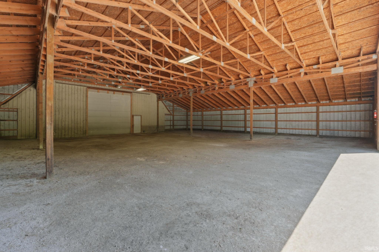 Listing Image 28