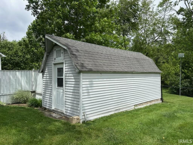 Listing Image 32