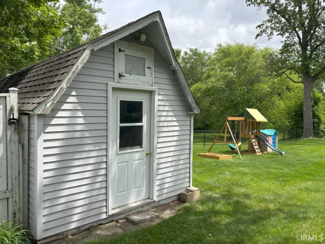 Listing Image 33