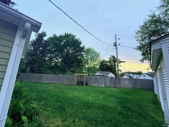 Listing Image 23