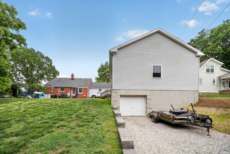 Listing Image 27