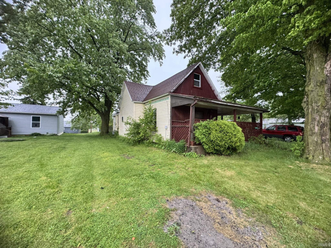 Listing Image 3