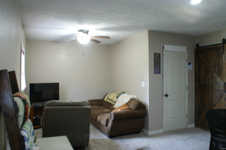 Listing Image 27