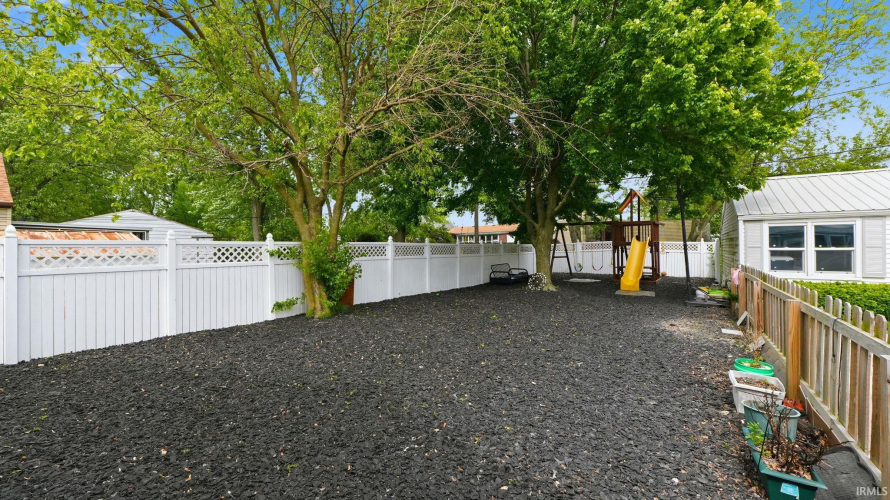 Listing Image 33