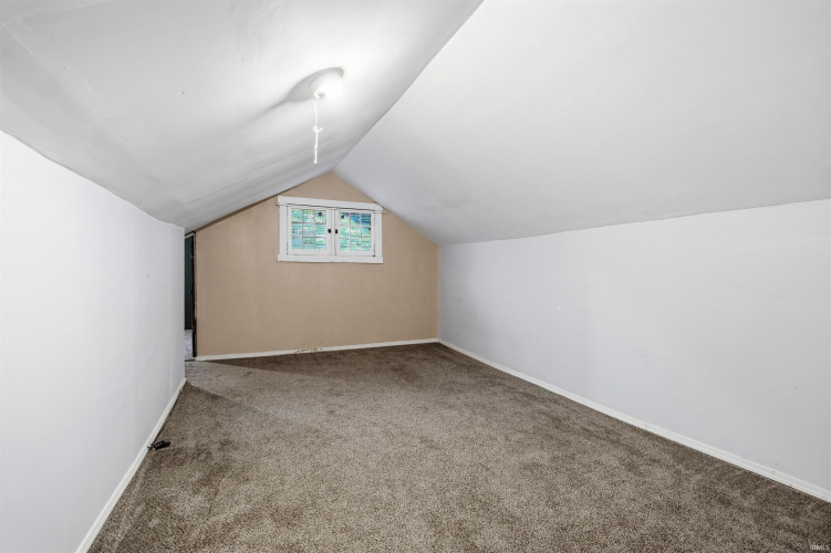 Listing Image 36