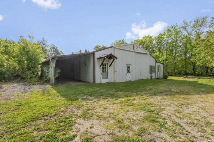 Listing Image 30