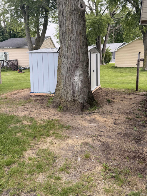 Listing Image 10