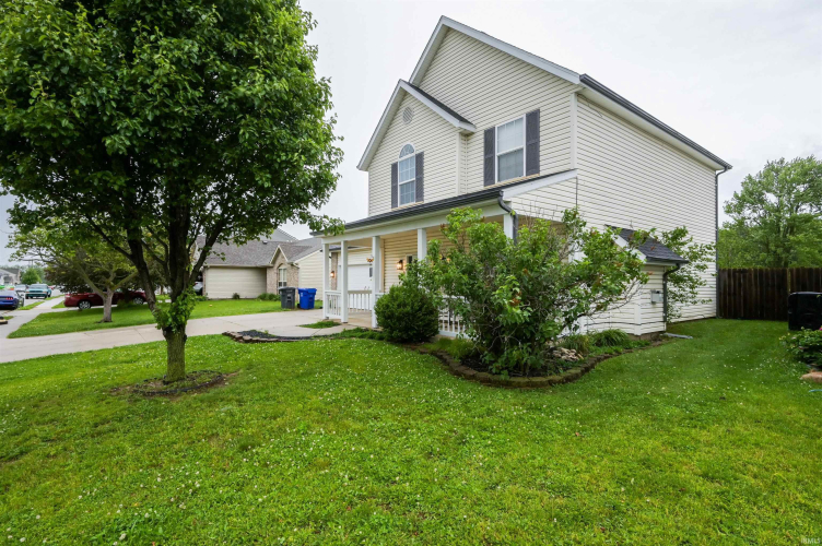 Listing Image 3