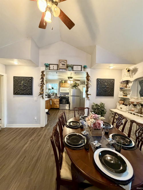 Listing Image 15