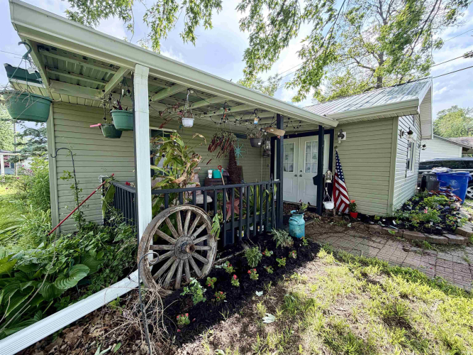 Listing Image 3