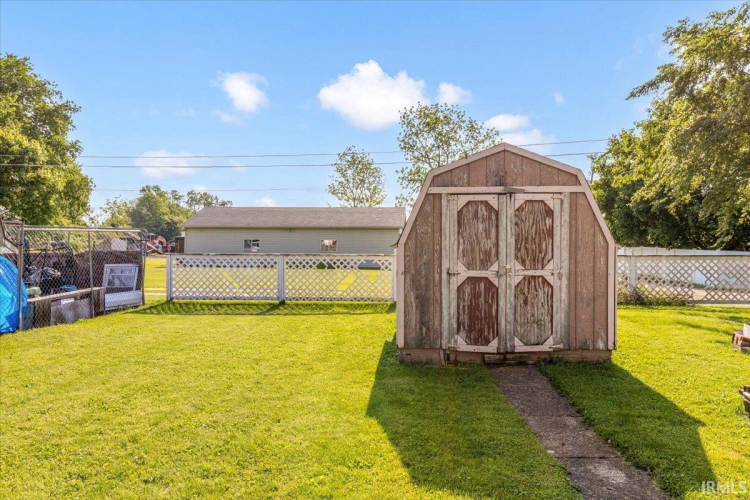 Listing Image 19