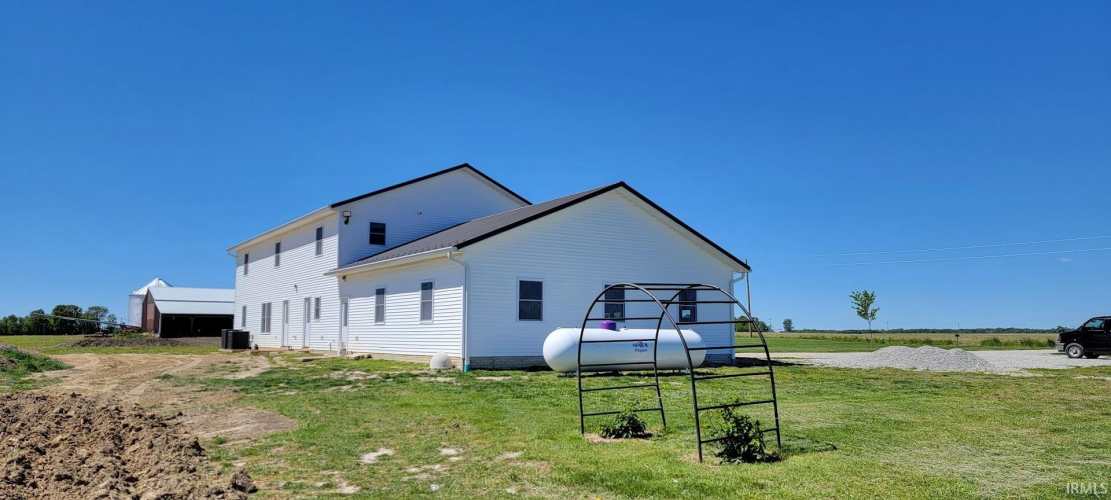 Listing Image 11