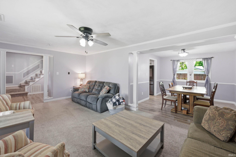 Listing Image 5