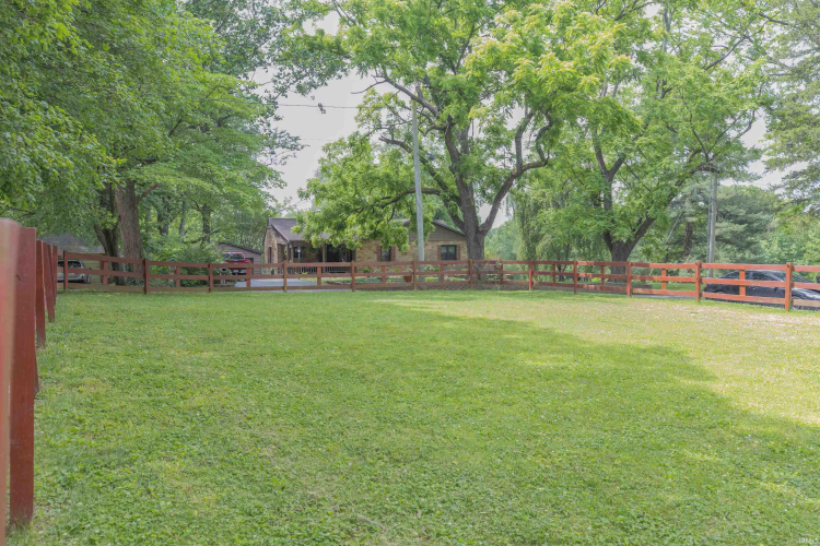 Listing Image 27
