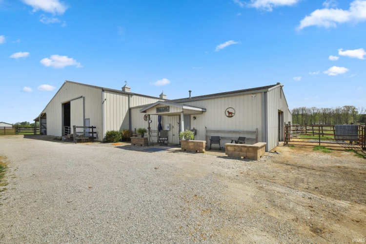 Listing Image 24