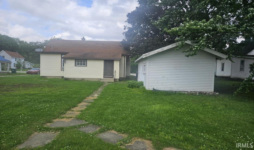Listing Image 18