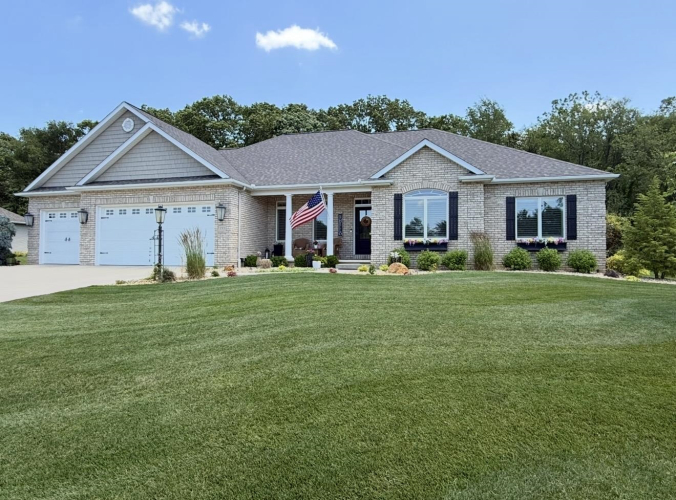 Listing Image 50