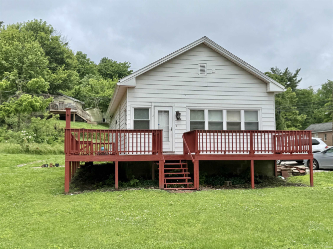 Listing Image 4