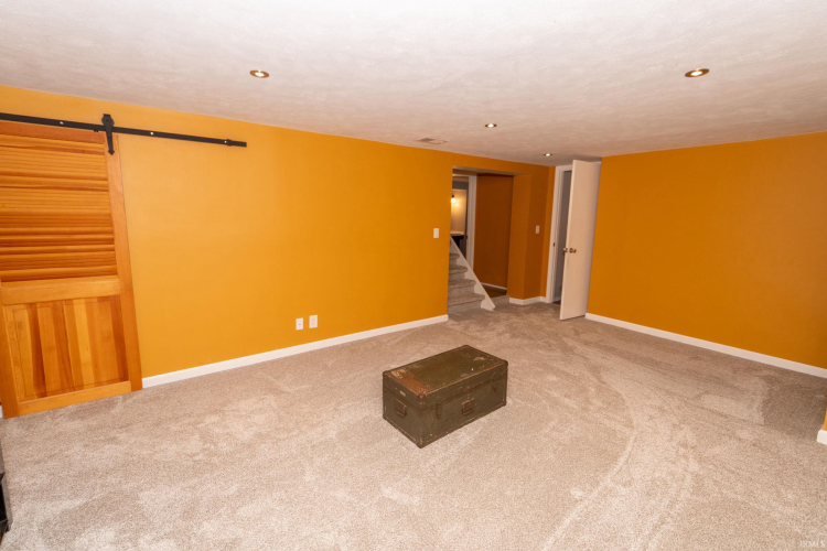 Listing Image 39