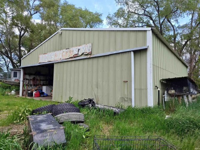 Listing Image 17