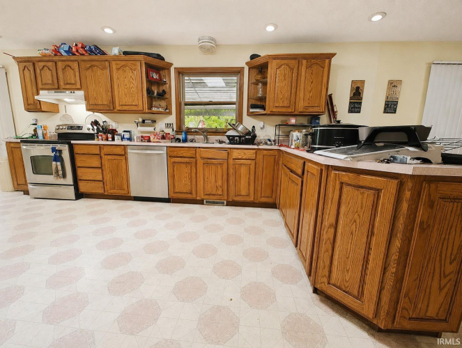 Listing Image 5
