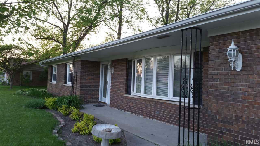 Listing Image 8